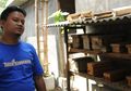 Gara-gara Asam Lambung Menahun, Rezeki Totok Jadi Lebih Kenceng Setelah Bertemu Madu Klanceng