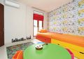 Warna dan Bentuk Ceria, Kamar Ini Jadi Favorit Si Anak yang Pendiam