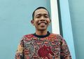 Mendadak Sepi Job, Dede Sunandar Bagikan Kabar Menyedihkan karena Sampai Harus Jualan Cireng dan Gadaikan Handphone untuk Menghidupi Keluarga