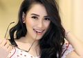Dulu Nekat Kabur dari Rumah Mertua dan Bawa Lari Sang Anak, Ayu Ting Ting Kini Malah Telepon Mantannya Hingga Pertanyakan Soal Kemungkinan Balikan: Masih Sayang Enggak?