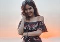 Pakai Tube Top Super Seksi di Bali, Gisella Anastasia Kepergok Punya Tato di Punggung, Ada Artinya Kah?