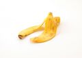 Iseng-iseng Coba Gosokkan Kulit Pisang ke Wajah yang Berjerawat, Wanita Ini Justru Rasakan Kulit Wajahnya Jadi Lebih Bagus Meski Tanpa Skincare