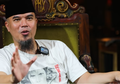 Berpose di Dekat Pagar Bersama Keluarga, Ahmad Dhani Dikritik Gara-gara Tulisan 'Dilarang Bersandar' Sampai Admin IG-nya Beri Penjelasan