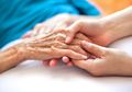 Tips Rawat dan Dampingi Orang dengan Demensia dari Alzheimer Indonesia