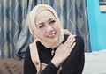 Tak Kapok Punya Pacar Brondong, Elly Sugigi Kini Pamer Kekasih Baru dan Sebut Berbeda dari Mantannya