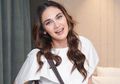 Terusik Gosip Miring Mantan Ariel Noah, Ibunda Luna Maya sampai Kerap Lakukan Hal Ini: 'Buat Diomongin ke Tetangga?'