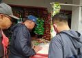Geger Beras Diduga Plastik Sintesis dari Bantuan Pemerintah, Terlanjur Dikonsumsi Warga Cianjur, Nasinya Sangat Lembek dan Lengket Seperti Lem