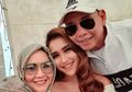 Bak Pilih Kasih, Beda 180 Derajat Perlakuan Umi Kalsum pada Ayu Ting Ting dan sang Bungsu Syifa, Netizen Sorot: yang Ini Gak Segalanya?