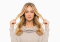 Hempaskan Uban dan Jadikan Rambut Berwarna Pirang Bak Bule Cantik Hanya dengan Racikan Kunyit, Begini Cara Buatnya