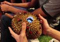 Kreatif! Mahasiswa Singapura Punya Inovasi Ubah Buah Durian Jadi Konsol Game