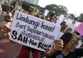 Desak Pengesahan RUU PKS, The Body Shop Indonesia Gelar Aksi Shoes in Silence dengan Menjejerkan 500 Pasang Sepatu di Depan Gedung DPR