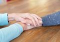 Menjadi Pendamping yang Baik untuk Penyembuhan Pasien Kanker Payudara, Ini 5 Tips yang Bisa Dilakukan, Salah Satunya Jadi Teman Curhat yang Baik