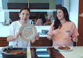 Main Ke Istana Momo Geisha, Jennifer Arnelita Harus Telepon Untuk Nyalakan Kompor Sampai Gemetar Makan Pakai Piring Hermes: Drama Banget!