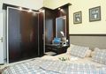 Mau Mengakali Furnitur Besar di Ruang yang Terbatas? Bisa Pakai Partisi!