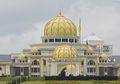 Tak Puas Cuma Punya AstraZaneca, Malaysia Incar Vaksin Corona Milik Rusia