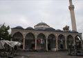 Berhasil Bebaskan Sebuah Kota dari Armenia, Tentara Azerbaijan Terkejut Temukan Masjid Bersejarah Diubah Jadi Ini, Keterlaluan!