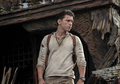 Akurat! Tom Holland Bagikan Foto Pertama Dirinya Menjadi Nathan Drake