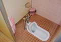 Mengenal Bagian-bagian pada Toilet Duduk dan Jongkok Hingga Cara Kerjanya