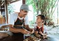 #AyahSIAP Edukasi Si Kecil Agar Lebih Peka Terhadap Lingkungan dengan Mengelola Sampah di Rumah