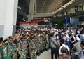 Video Anggota TNI AD Rekam Perjalanan Menuju Bandara Soekarno-Hatta Jadi Viral, Sang Prajurit Sempat Tuliskan Tugas yang Diberikan Komando, Kapendam Jaya Beri Klarifikasi