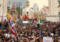 Markas Polisi Dilempar Cat Oleh Ribuan Pengunjuk Rasa, Pemerintah Thailand Pastikan Bakal Pakai Semua Pasal yang Ada untuk Hukum Pendemo, Semua Penghina Monarki Terancam