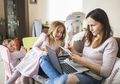 Sibuk Bukan Alasan untuk Tidak #FamilyQuality, Moms dan Dads Tetap Bisa Menyiasatinya Meskipun Cuma Punya Sedikit Waktu