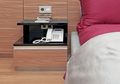 Bisa Digunakan untuk Pecinta Gaya Modern, Begini Ide Nakas Cantik di Kamar Tidur!