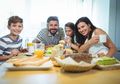 Jangan Lewatkan Momen Sarapan Bersama untuk #FamilyQuality, Manfaatnya Tak Main-main Bagi Keluarga