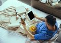 Tips Seimbangin Kehidupan Pribadi Vs. Kerja Kalo WFH Mulai Bikin Lo Stres