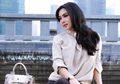 Mengaku Dapat Jatah Uang Bulanan 3 Kali Lipat dari Honor Manggungnya, Syahrini Justru Disebut Pakai Jilbab Mirip Taplak Meja, Siapa Sangka Harganya Setinggi Langit!