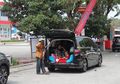 Akibatnya Bisa Sangat Fatal Jika Menggelar Kasur untuk Tidur di Kabin Mobil, Menyalahi Konsep Keselamatan Berkendara