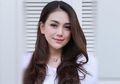 Ubah Gaya Rambut dengan Poni Pendek, Penampilan Celine Evangelista Dipuji Mirip Lisa Blackpink