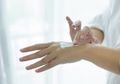 Tetap Mulus Meski Sering Cuci Tangan, Ini Trik Pilih Hand Cream Terbaik untuk Cegah Kulit Kering dan Pecah-pecah