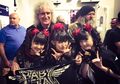 Video: Queen dan BABYMETAL Tampil Satu Panggung Dalam Acara Televisi Terbesar di Jepang