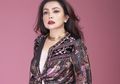 Video Mayangsari Mandikan Putrinya Beredar di Instagram, Potret Jadul Istri Bambang Trihatmodjo Polos Tanpa Makeup Justru Dipuji Habis-habisan!