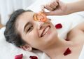 Ini Bahan-bahan Alami yang Harus Ada di Rangkaian Skincare untuk Anda yang Ingin Singkirkan Jerawat, Apa Saja Ya?