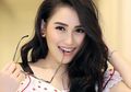 Bisnis Ayu Ting Ting Tersandung Masalah, Dianggap Abaikan Abaikan Protokol Kesehatan, Tuai Kritik Tajam di Media Sosial, Netizen: Nggak Laporin Ini Juga?