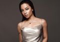Jungkir Balik Saat Gym Pakai Celana Legging Ketat dan Sport Bra, Nikita Willy Sukses Bikin Netizen Ngeri!