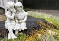 Trik Hadirkan Sculpture dan Kursi Taman untuk Kuatkan Spirit Taman