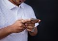 Ini 5 Bahaya Sering Self-Diagnose Tanpa Konsultasi ke Ahlinya
