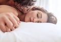 Paling Ditunggu Saat Bercinta, Ini 4 Cara Mencapai Orgasme Bersamaan di Ranjang, Puas Tak Terlupakan!