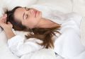Penyakit Refluks Gastroesofagus, Meninggikan Tempat Tidur Bagian Kepala Salah Satu Cara Mengatasi Penyakit Ini