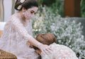 Dikecam Gegara Gantikan Posisi KD, Ashanty Gelagapan saat Aurel Basuh dan Sujud Cium Kakinya: Aduh Pantes Gak Sih Aku