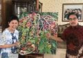 Marah Dituduh Selingkuh dengan Menantunya Sendiri, Hotma Sitompul Pamerkan Bukti Foto Desiree Tarigan Bersama 'Brondong'
