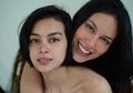 Pamer Foto Peluk Mesra Kekasih Putrinya, Sophia Latjuba Buat Heboh Netizen Dikira Foto Bareng Pengganti Ariel NOAH