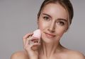 Jangan Selalu Disimpan, Inilah Tanda Beauty Blender Sudah Kedaluwarsa!