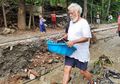 Kini Sudah Bukan Siapa-siapa, Mantan Presiden Pertama Timor Leste Xanana Gusmao Turun Langsung Bantu Korban Banjir, Fotonya Beredar Luas di Internet