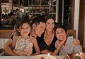 Dulu Dihujat Habis-Habisan Gegara Hamil di Luar Nikah, Nana Mirdad Tiba-Tiba Curhat Gagal jadi Contoh Untuk Anak Perempuannya hingga Andrew White Bereaksi: Hey!