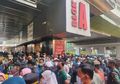 Pengunjung Tanah Abang Membludak, Bagaimana Dengan Protokol Kesehatan?