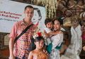 Dinikahi Pangeran Kerajaan Ubud, Happy Salma Bangga Bagikan Potret Putri Kecilnya Menari Adat Bali Sambil Tetap Patuhi Protokol Kesehatan